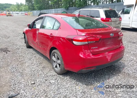 2018 Kia Forte S z USA, uszkodzony, nr VIN 3KPFL4A77JE197777
